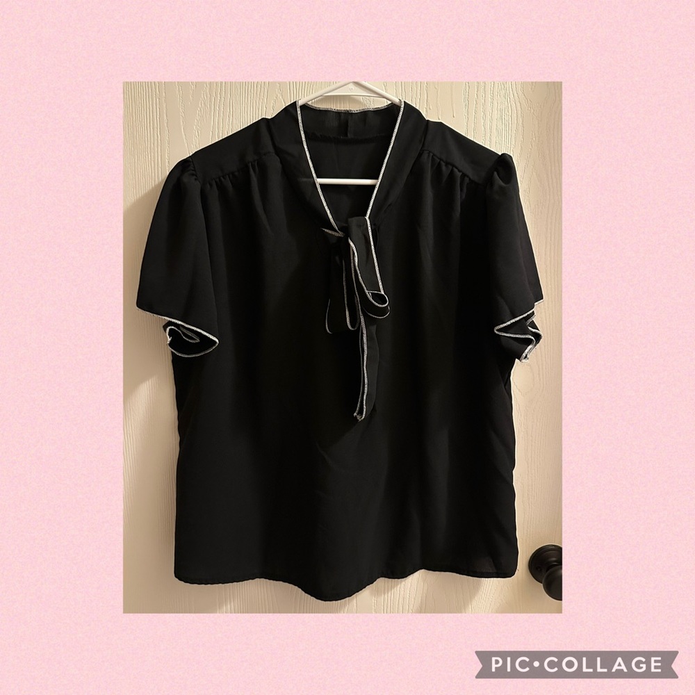 SHEIN Curve Tie Front Bow Blouse